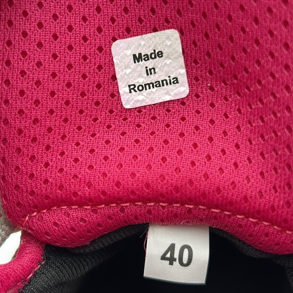 2066- Garsport Women's Gray Hiking Boots Made In Romania Size 9 - Picture 6 of 9